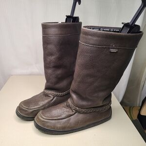 Manitobah Mukluks Size Mens 9 Ladies 11